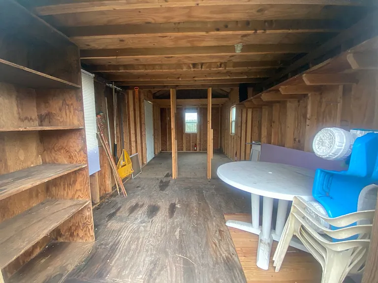 8225 Tabor Ct — Photo 28