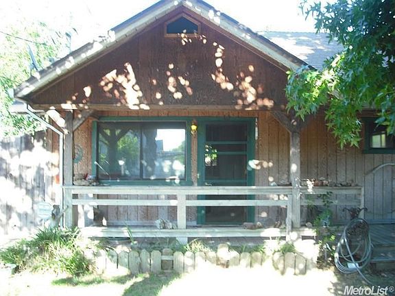2nd image of 2928 Connie Dr