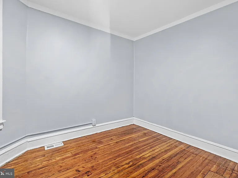 1619 S Conestoga St — Photo 16