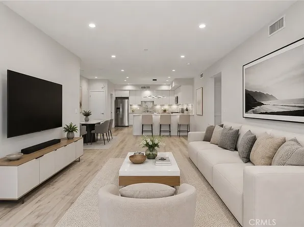 5820 La Mirada Ave, Los Angeles, CA