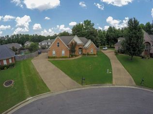 4286 Country Bridge Rd, Lakeland, TN 38002