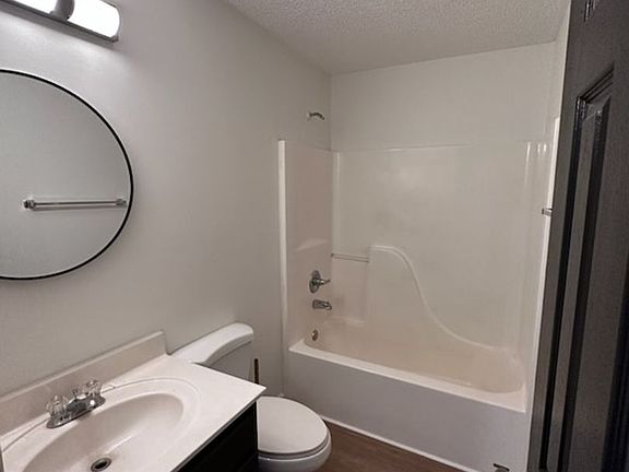 4th image of 7437 Private Ln #15