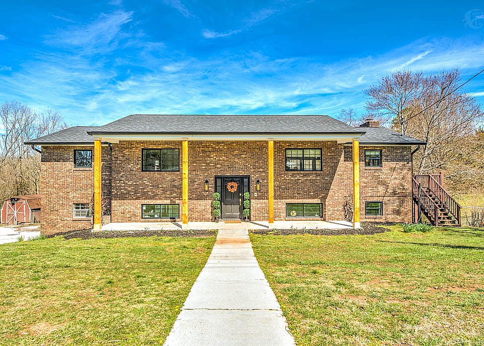 1st image of 7632 Sagefield Dr