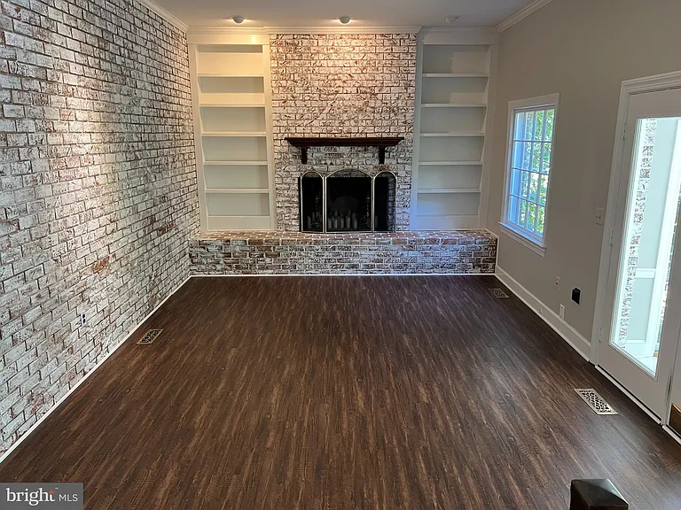10220 Cedar Pond Dr — Photo 22