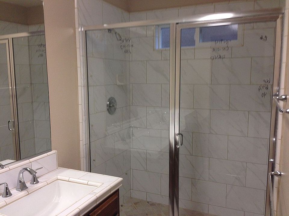 2nd image of 233 W Quincy Ave