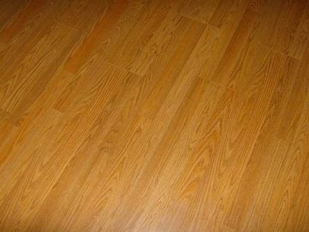 Nice wood laminate floor in FR