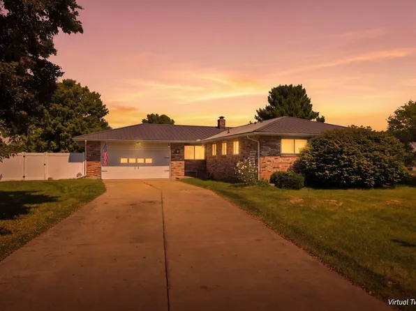 664 Edgefield Dr, Marion, OH 43302