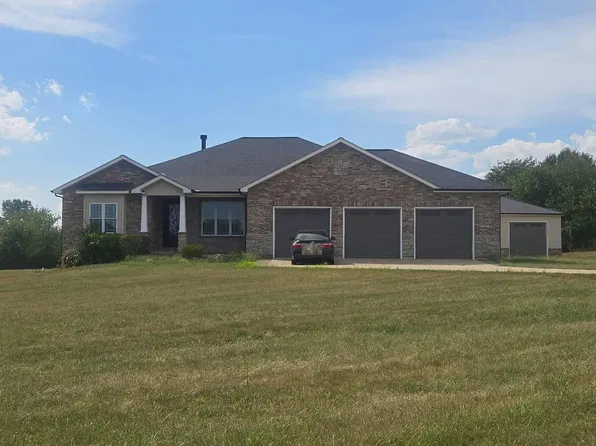 108 Roy Ln, Wentzville, MO 63385