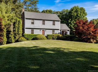 185 Glenwood Rd, Clinton, CT 06413