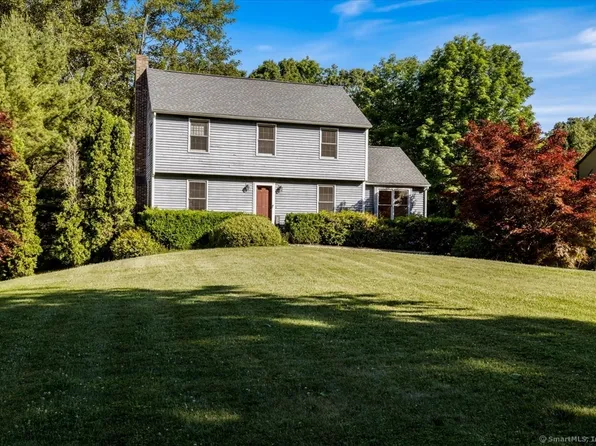 185 Glenwood Road, Clinton, CT 06413