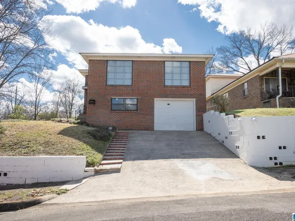 325 53rd St, Fairfield, AL 35064