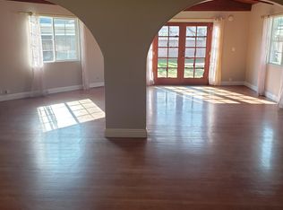 18942 Friar St, Reseda, CA 91335