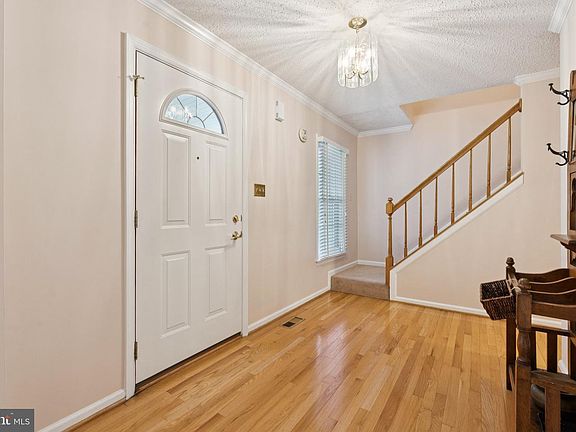 5th image of 3559 Plum Dale Dr