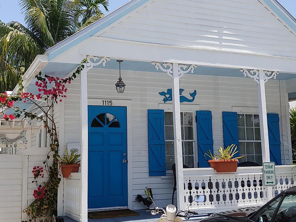 Front of the cottage