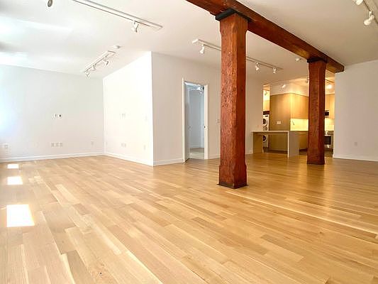 1st image of 142 Wooster St APT 2B
