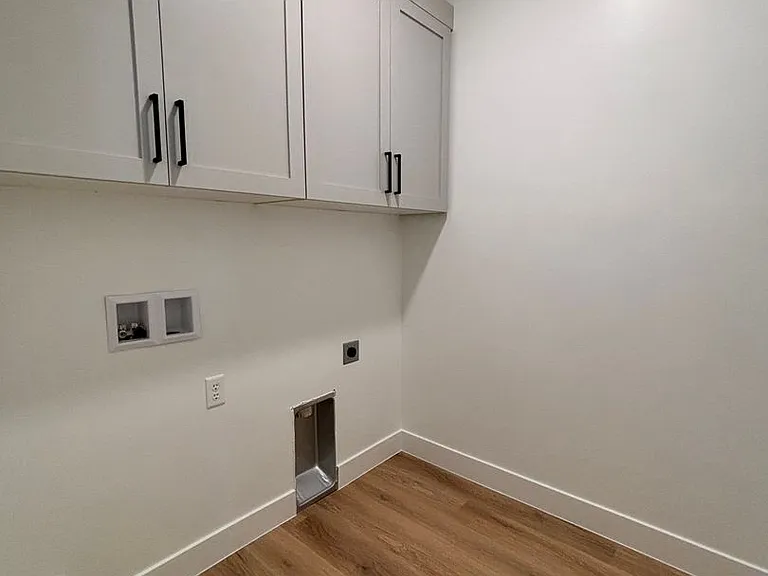 2639 E Wake Forest Ln — Photo 10