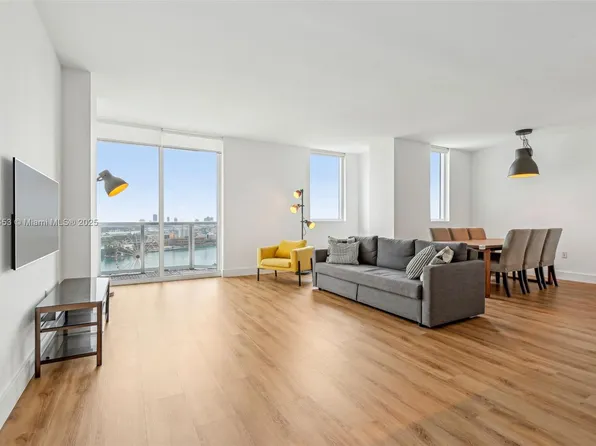 244 Biscayne Blvd APT 2203, Miami, FL 33132