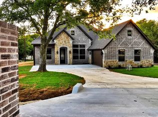 5440 Barneys Pl, Fort Worth, TX 76126