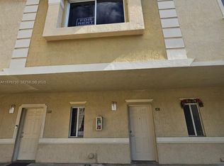 7995 NW 8th St APT 103, Miami, FL 33126