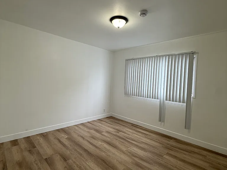 3549 S Sepulveda Blvd #1 — Photo 11