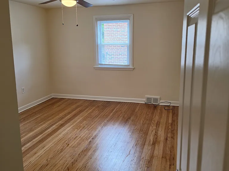135 Greenwood Ave #B — Photo 8