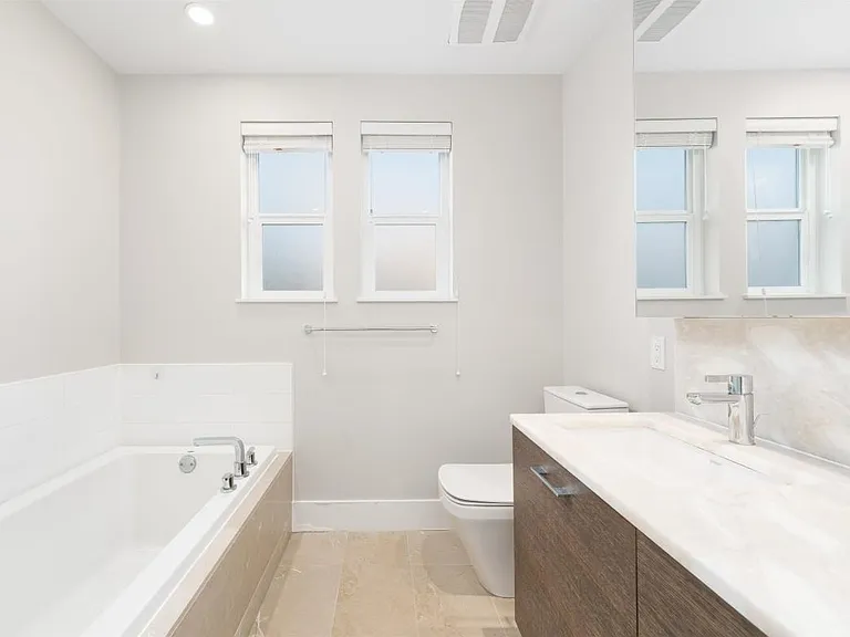 238 W 62nd Ave #6 — Photo 29