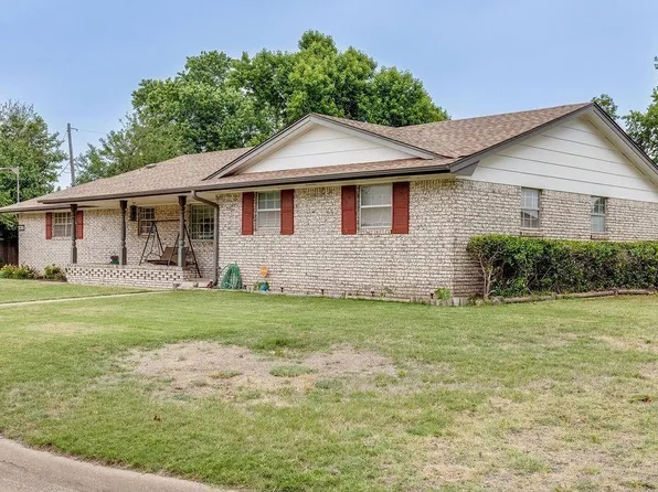 8201 NW 26th St, Bethany, OK 73008
