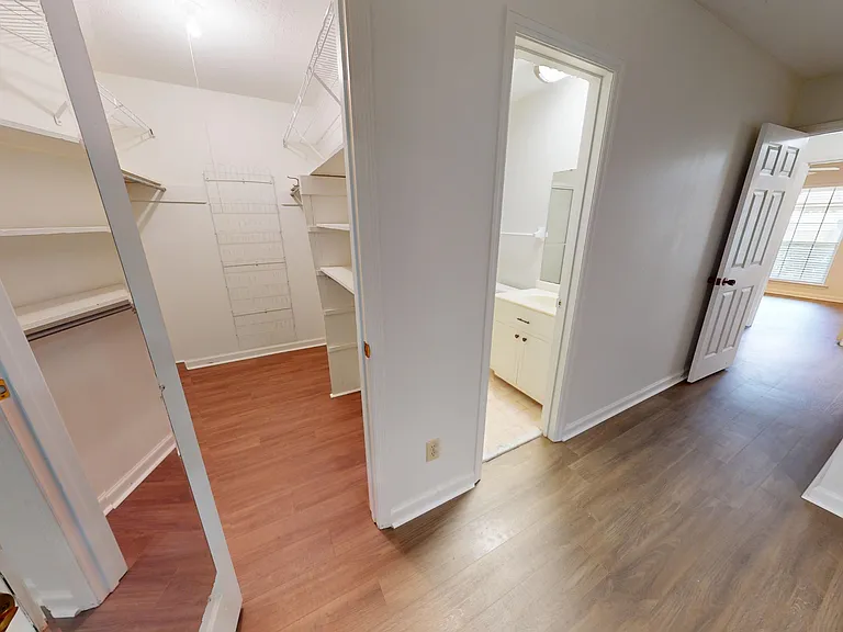 1212 Hillman St — Photo 17