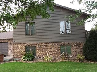 50 Hensonshire Ct, Mankato, MN 56001