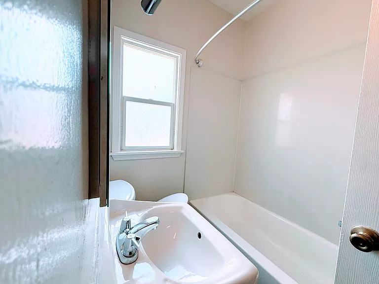 1945 26th Ave #202 — Photo 7