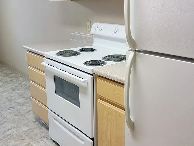 Parkside Apartments — Photo 13