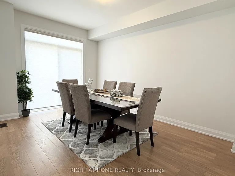 159 Seguin St — Photo 6