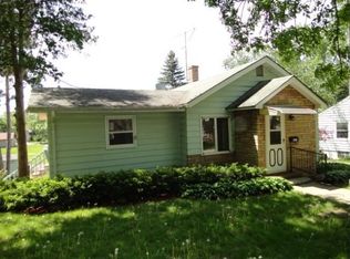 720 5th St, Baraboo, WI 53913