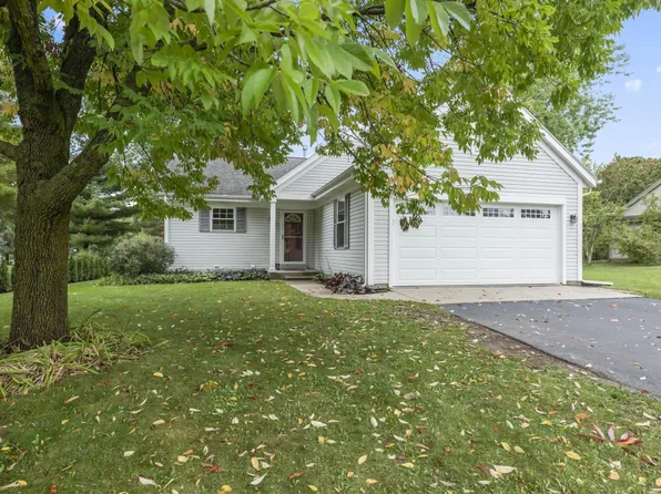 355 State STREET, Dousman, WI 53118