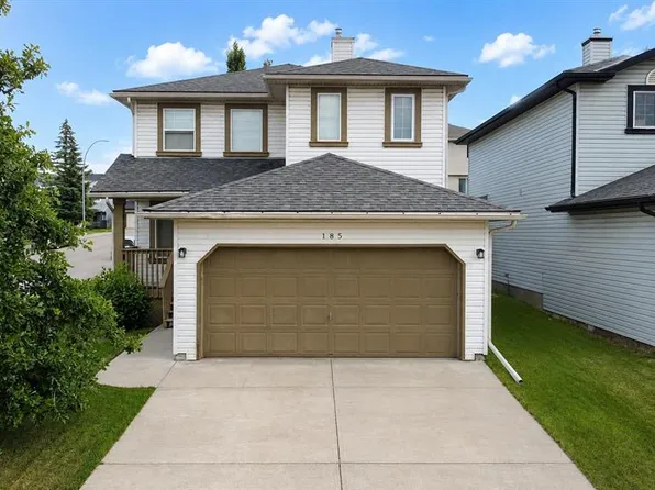 185 S Tuscarora Close NW, Calgary, AB T3L 2E3