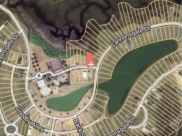 102 Marshland Circle, Newport, NC 28570