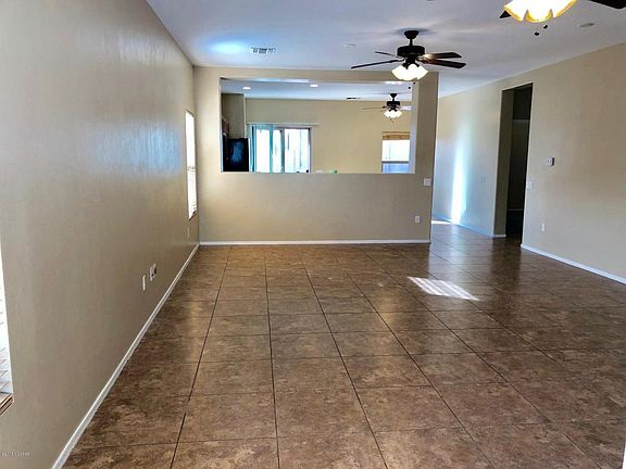3rd image of 751 W Calle Valenciana