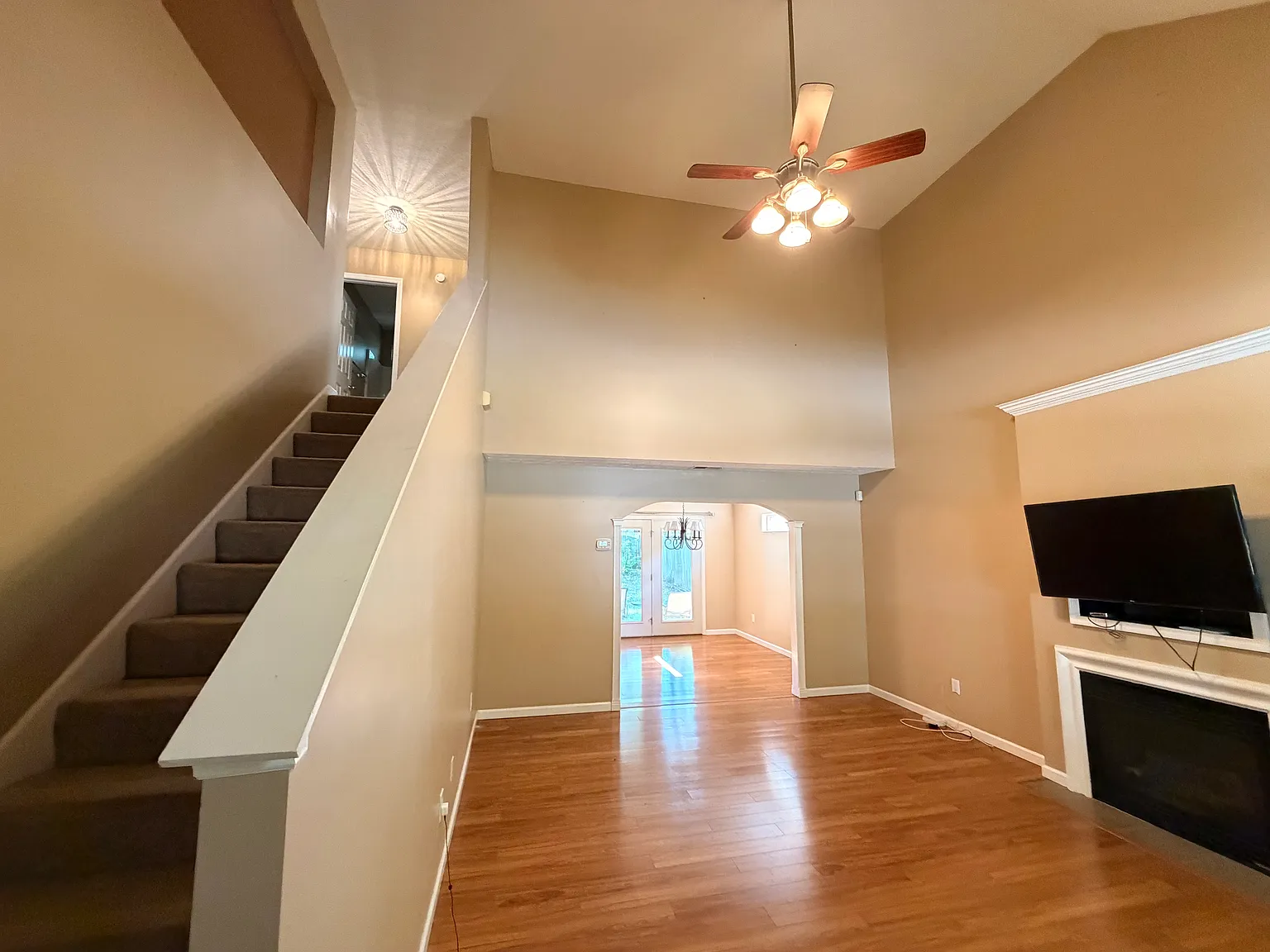 4 bed, 1798 sqft, $2,450 — Photo 4