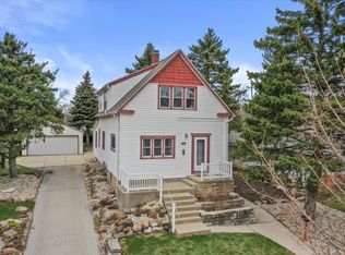 9630 W Montana Ave, West Allis, WI 53227