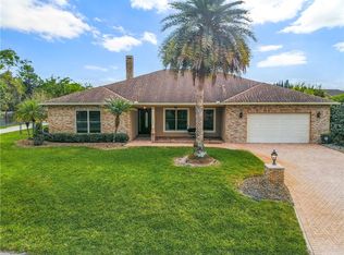 2365 Beverly St, Oviedo, FL 32765