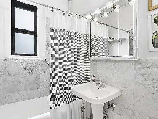 Rented by Metropolitan Equities | media 13