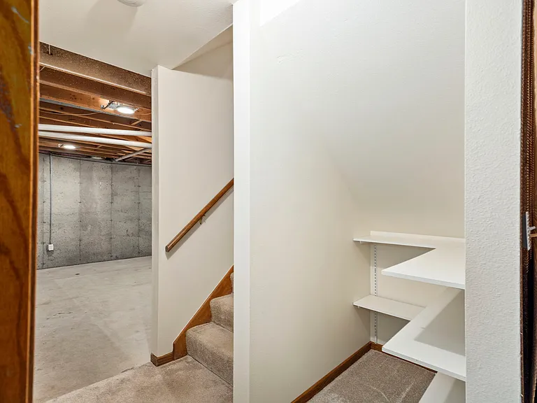 1702 Dora St — Photo 42