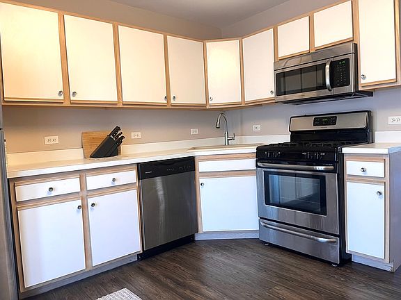 5th image of 1411 Berta Dr Unit 1N