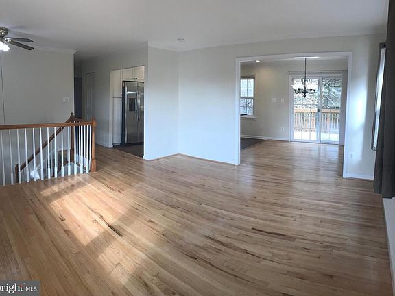 4th image of 9710 Dublin Dr