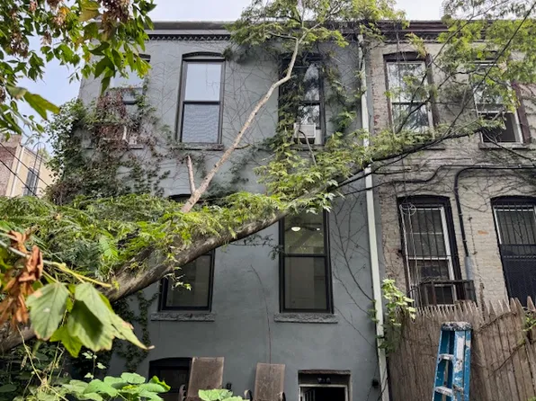 186 Howard Avenue image 19 of 20