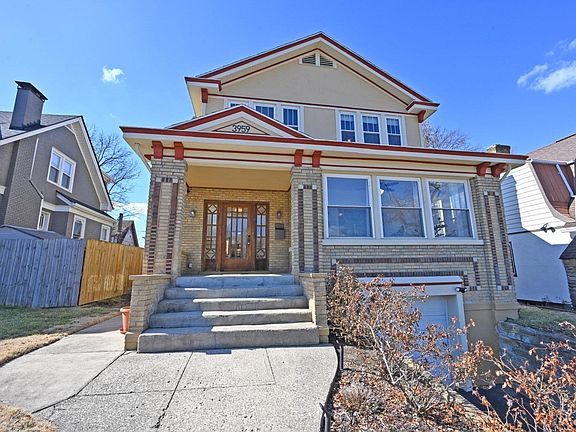 3rd image of 3959 Warwick Ave