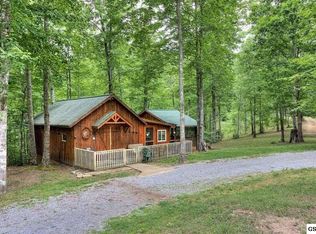 4402 Creek Falls Way, Sevierville, TN 37862