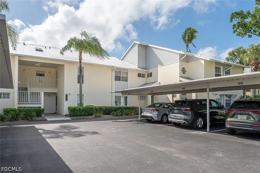 2 bed, 2.0 bath, 1128 sqft, $2,200 — Photo 1