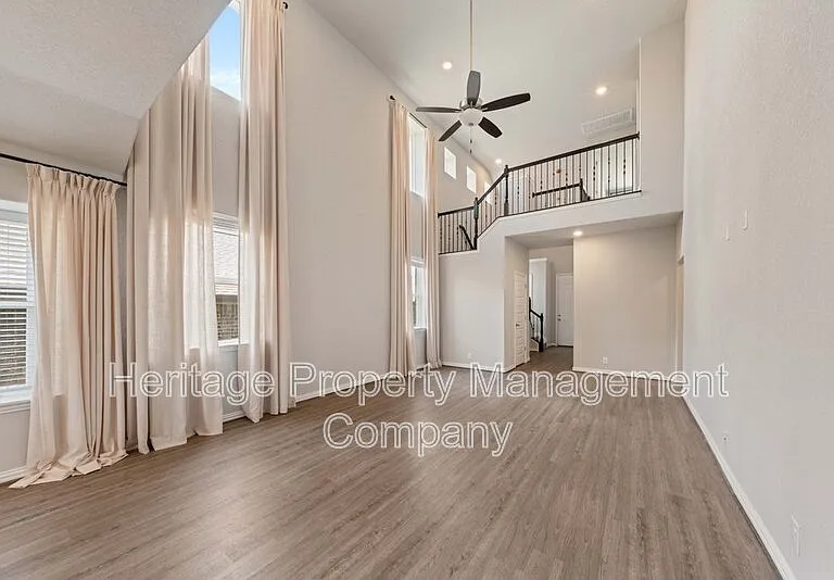 2080 Cowan Dr — Photo 8