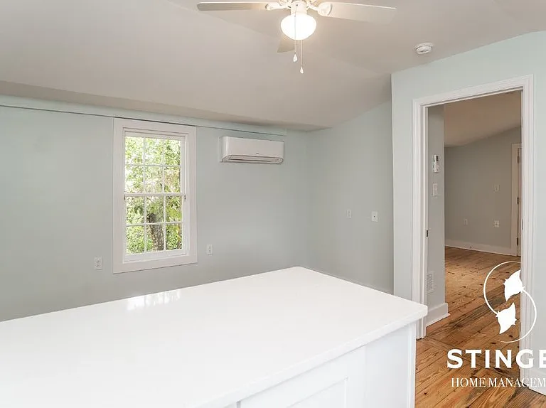 606 Carteret St — Photo 3